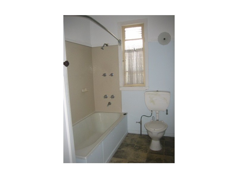 66 Deagon Street, Sandgate QLD 4017