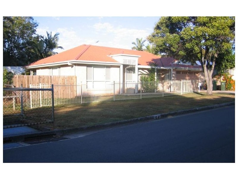 13 Isobel Street, Clontarf QLD 4019