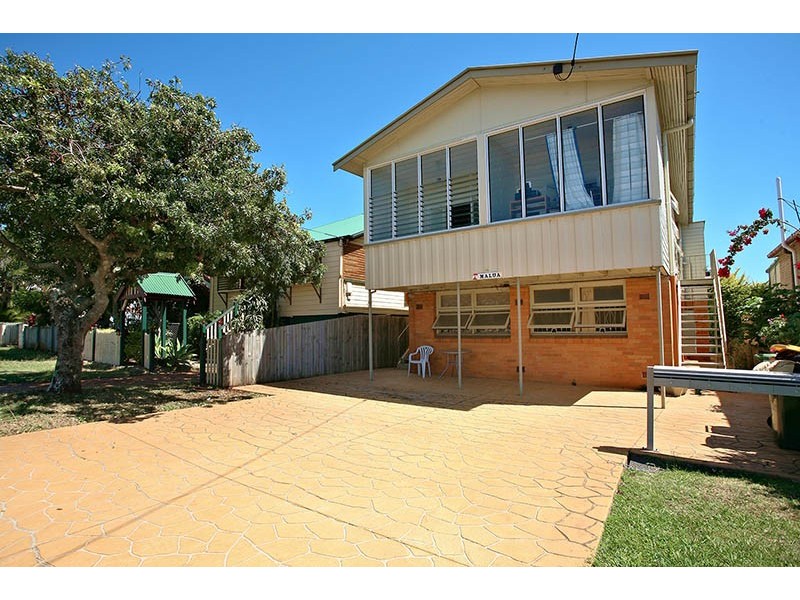 14 James Street, Scarborough QLD 4020
