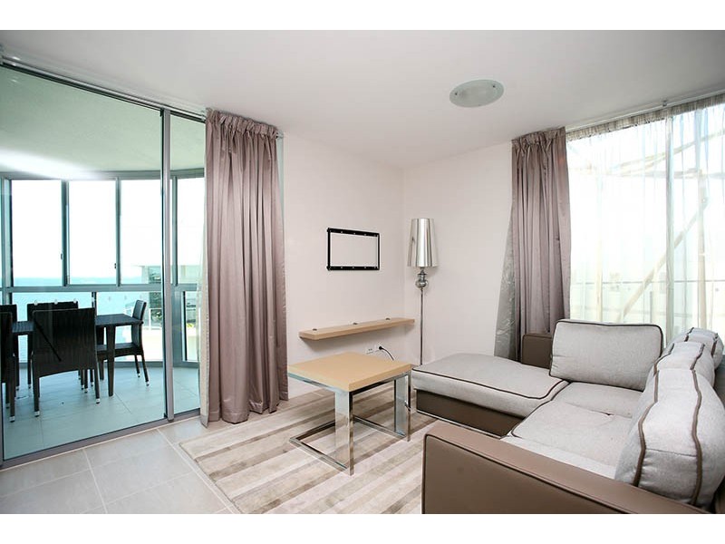 803/14 Oxley Avenue, Woody Point QLD 4019