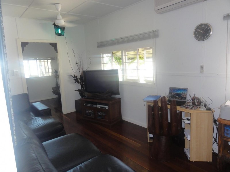212 Hornibrook Esplanade, Clontarf QLD 4019