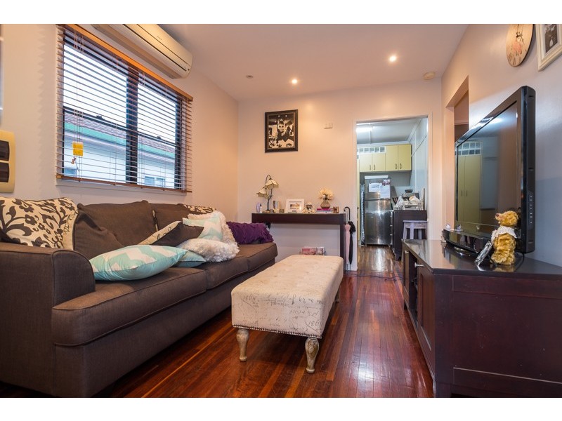 380 Scarborough Road, Scarborough QLD 4020