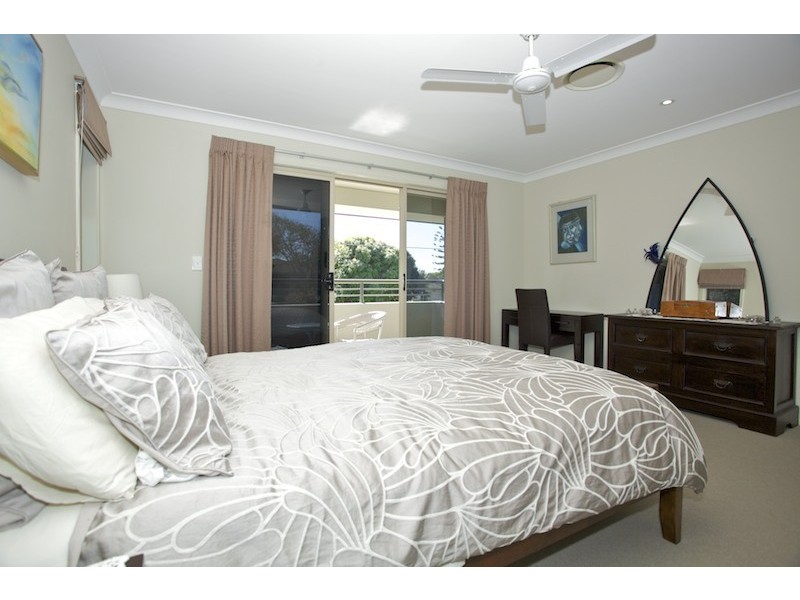 24a Clifford Street, Woody Point QLD 4019