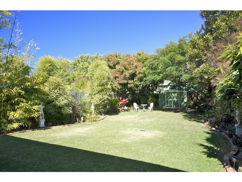 24a Clifford Street, Woody Point QLD 4019