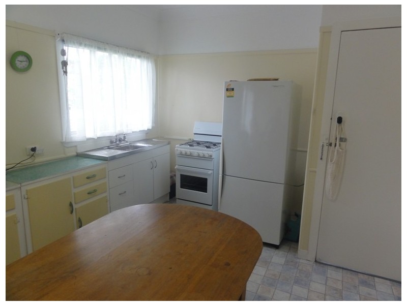 74 Biarra Street, Deagon QLD 4017