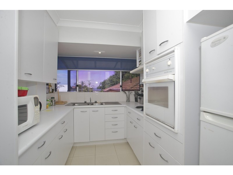 6/6-8 Landsborough Avenue, Scarborough QLD 4020