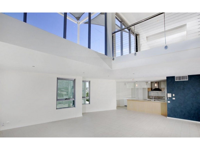 28/146 Prince Edward Parade, Scarborough QLD 4020