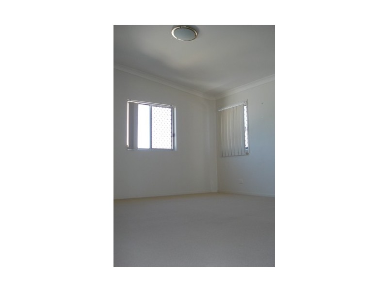 8/13 Tramore Street, Margate QLD 4019