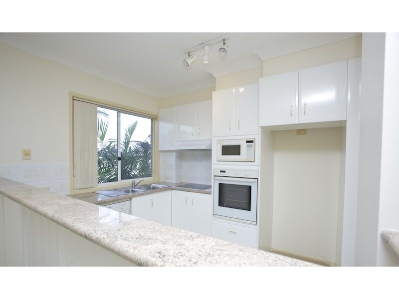 6/186 Prince Edward Parade, Redcliffe QLD 4020