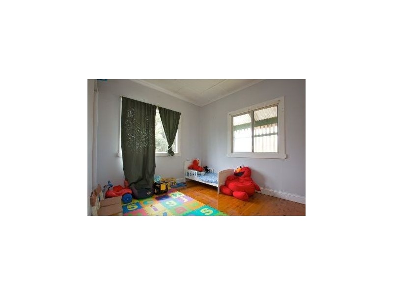 17 Maryborough Terrace, Scarborough QLD 4020