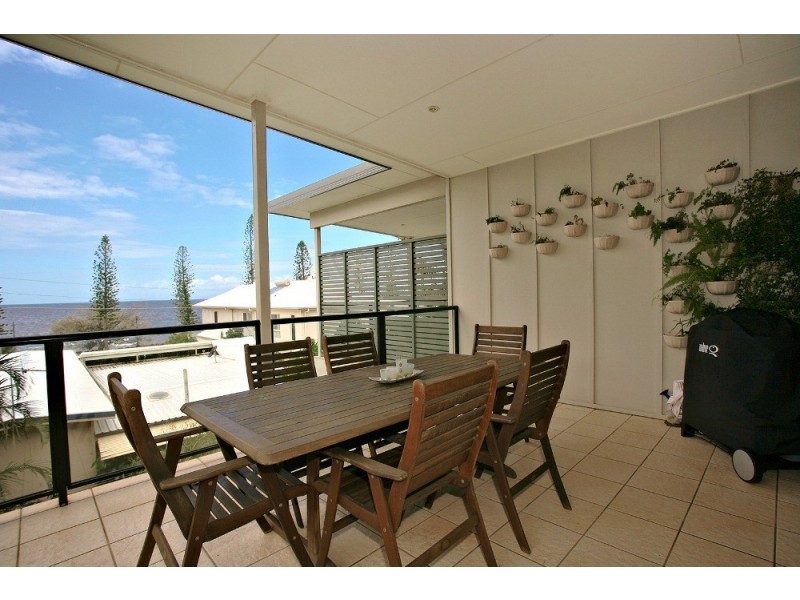 1/182  Prince Edward Parade, Scarborough QLD 4020