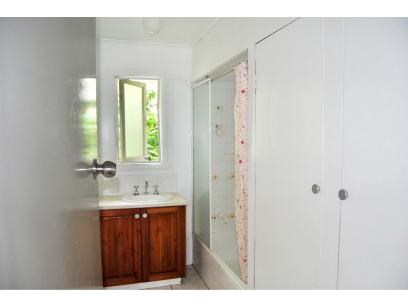 52 Agnew Street, Sandgate QLD 4017