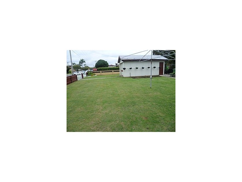 143 Maine Road, Clontarf QLD 4019