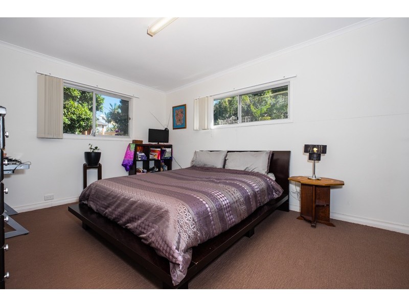 2a Inglis Street, Woody Point QLD 4019