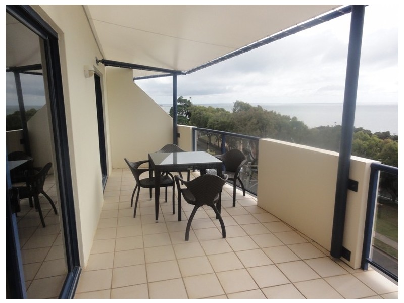 14/93 Marine Parade, Redcliffe QLD 4020