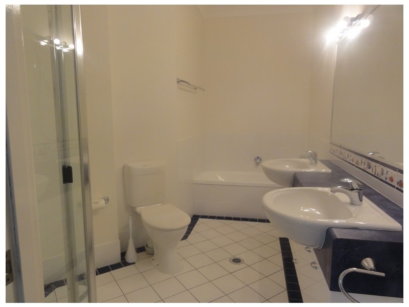 14/93 Marine Parade, Redcliffe QLD 4020