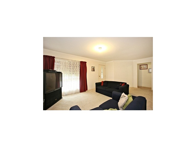 17 Wattle Road, Rothwell QLD 4022