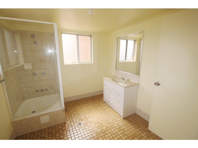 5/102 Hornibrook Esplanade, Clontarf QLD 4019