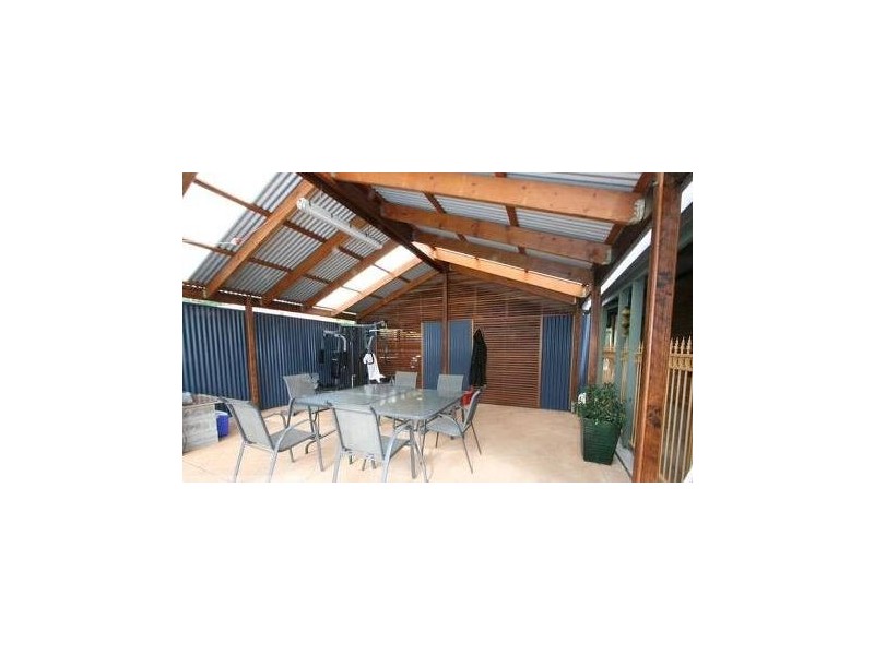 11 Streeton Court, Rothwell QLD 4022