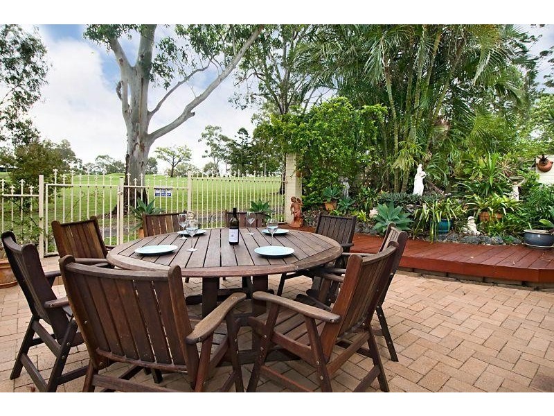 3 FROST STREET, Clontarf QLD 4019