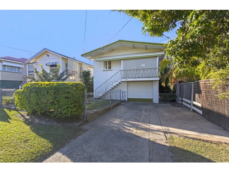24 Sorrento Street, Margate QLD 4019