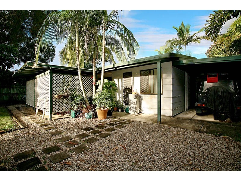 21 Roma Street, Scarborough QLD 4020