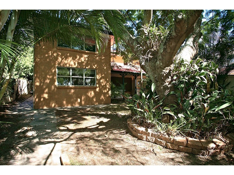 16 Portwood Street, Redcliffe QLD 4020
