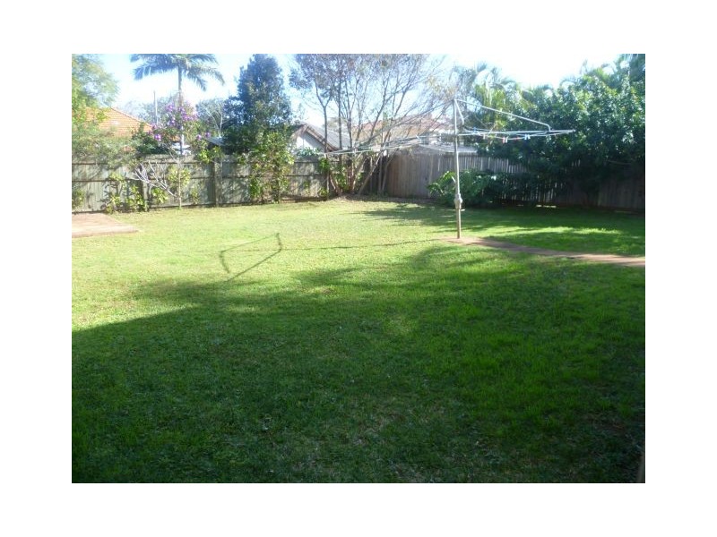 15 Silvester Street, Redcliffe QLD 4020