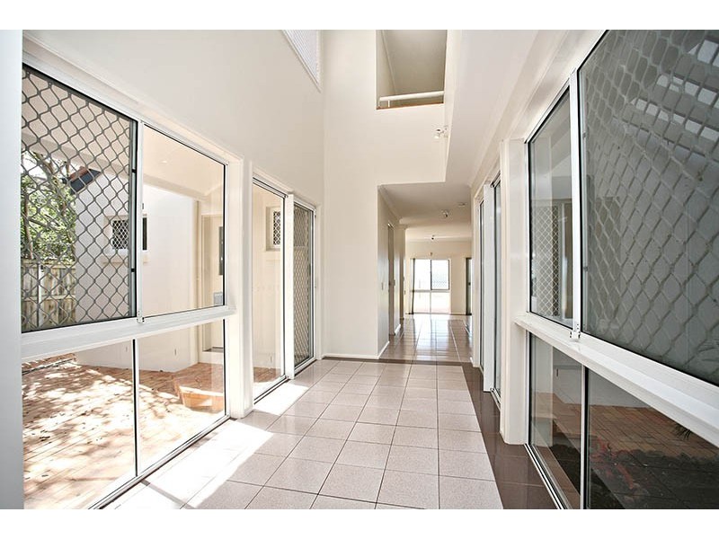 56 Prince Edward Parade, Redcliffe QLD 4020