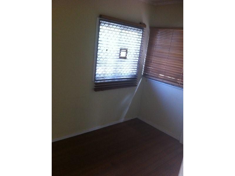 42a Thomas Street, Clontarf QLD 4019