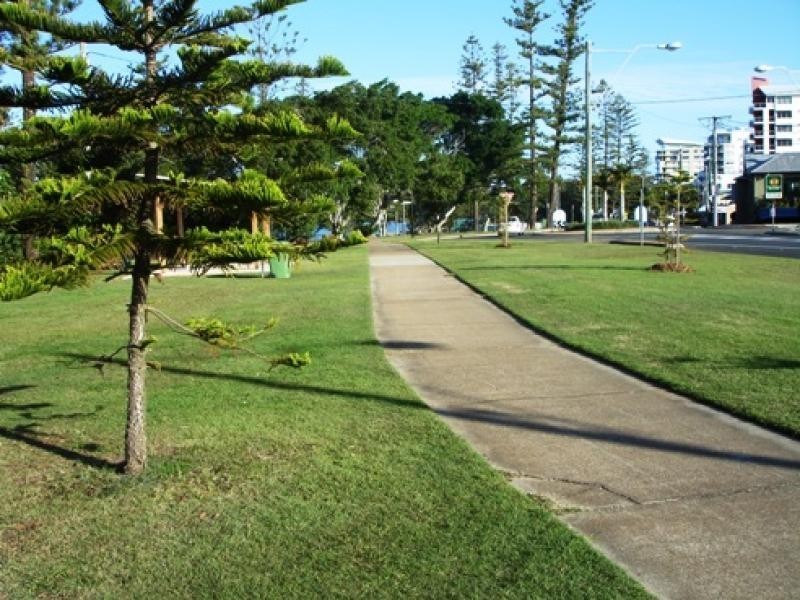 149 LANDSBOROUGH AVENUE, Scarborough QLD 4020