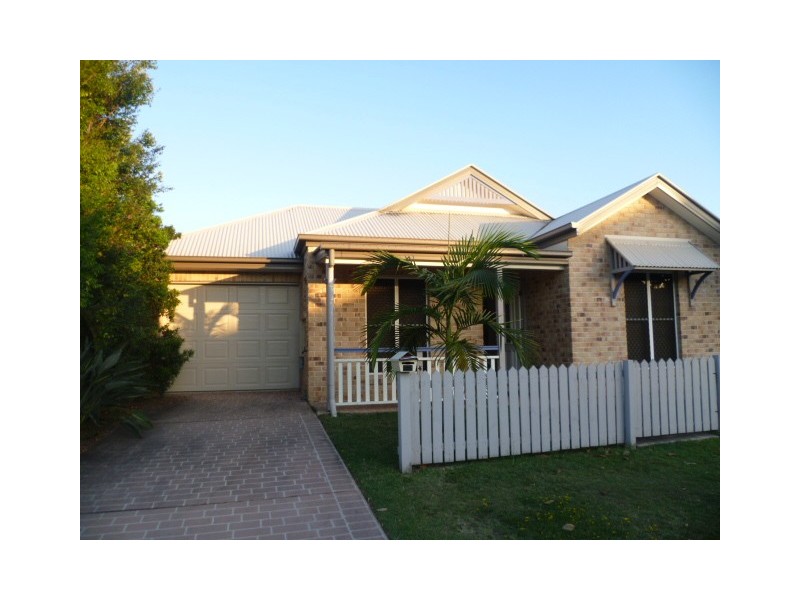 18 Foambark Street, North Lakes QLD 4509