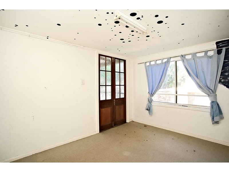 13 Grant Street, Redcliffe QLD 4020