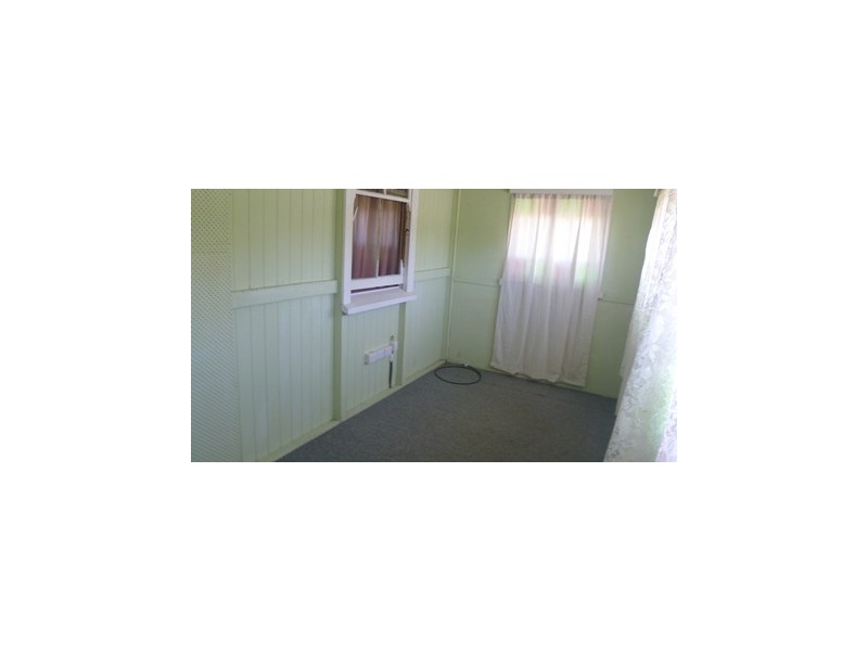 49 McCulloch Avenue, Margate QLD 4019