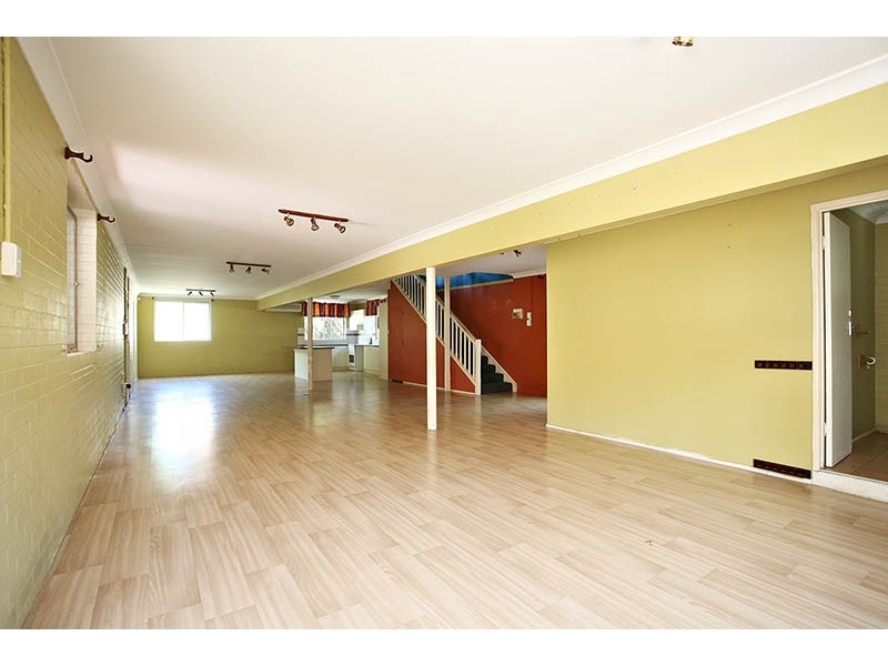 16 Portwood Street, Redcliffe QLD 4020