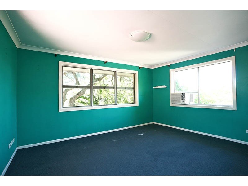 16 Portwood Street, Redcliffe QLD 4020