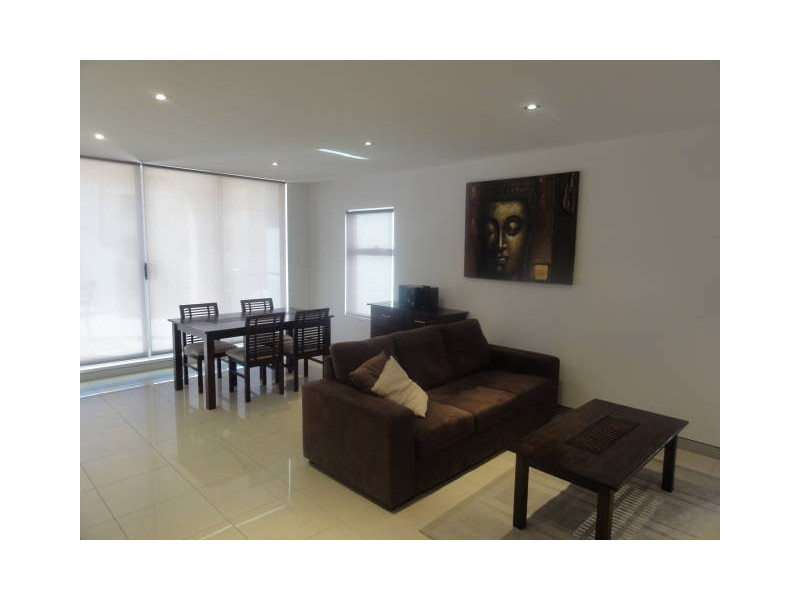 14-83 Marine Parade, Redcliffe QLD 4020