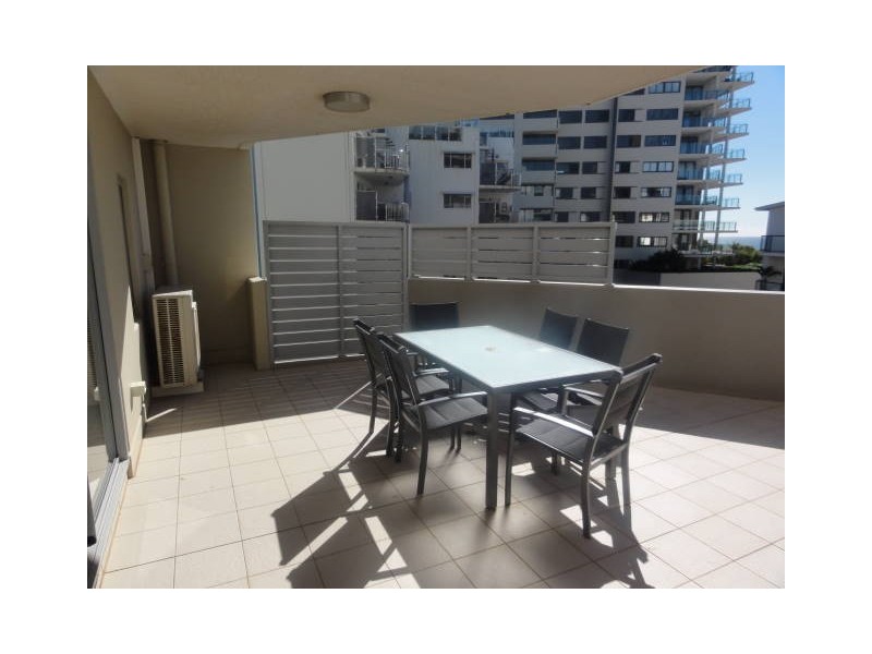 14-83 Marine Parade, Redcliffe QLD 4020