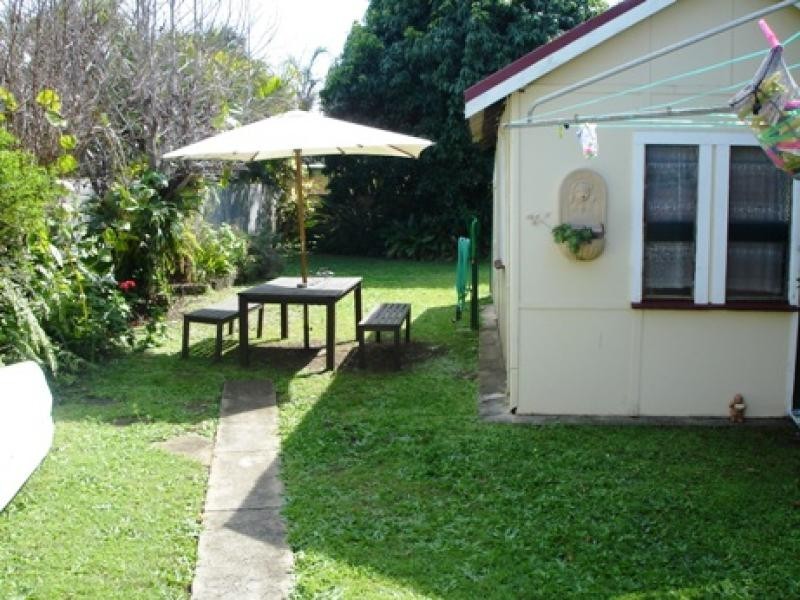 16 CAMPBELL STREET, Scarborough QLD 4020