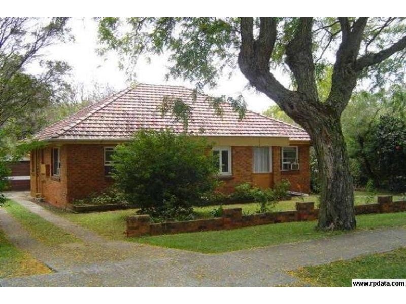 6 Grant Street, Redcliffe QLD 4020