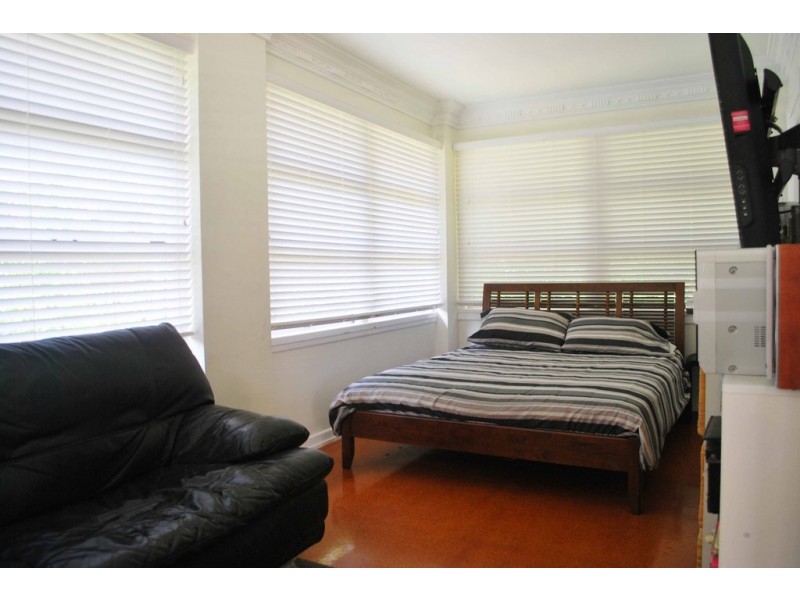 6 Grant Street, Redcliffe QLD 4020