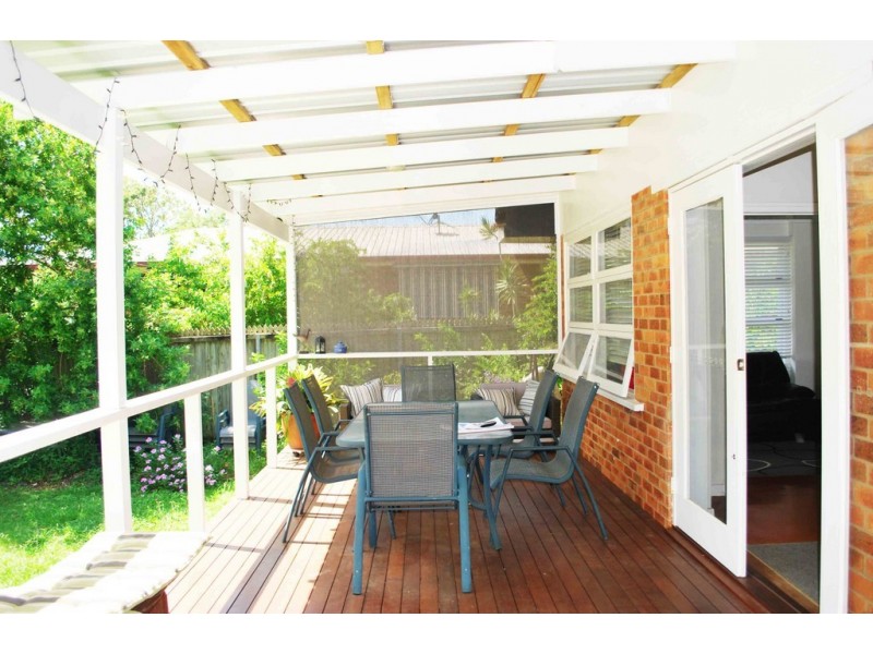 6 Grant Street, Redcliffe QLD 4020