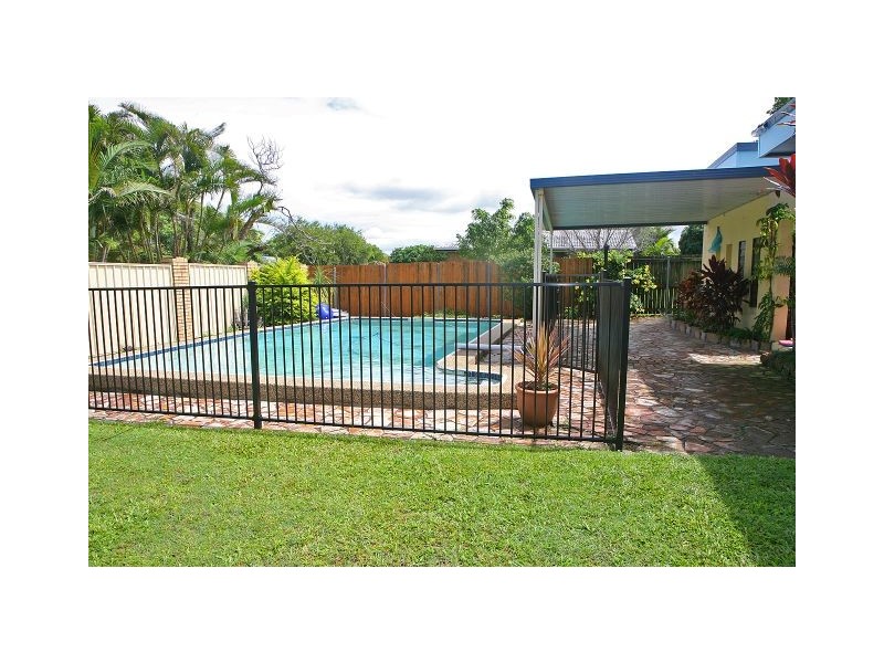 30 Magnolia Street, Margate QLD 4019
