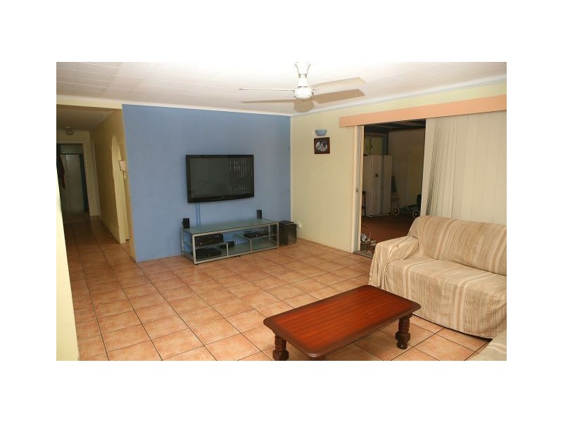 30 Magnolia Street, Margate QLD 4019