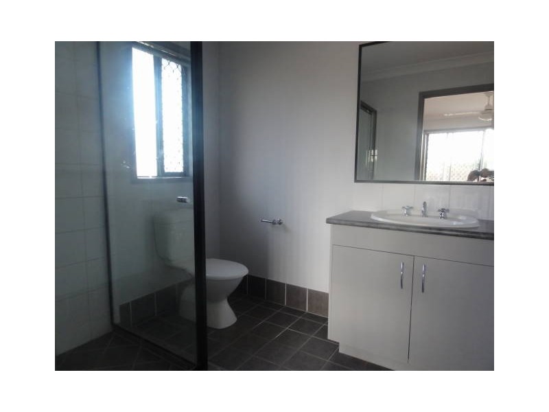 5 Hubner, Rothwell QLD 4022