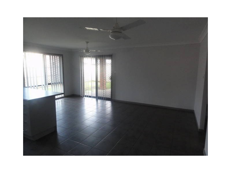 5 Hubner, Rothwell QLD 4022