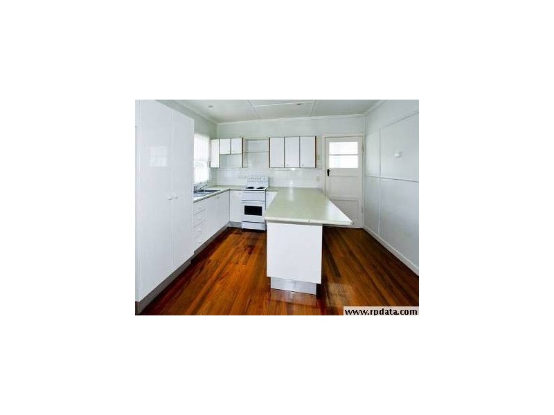 532 Oxley Ave, Redcliffe QLD 4020
