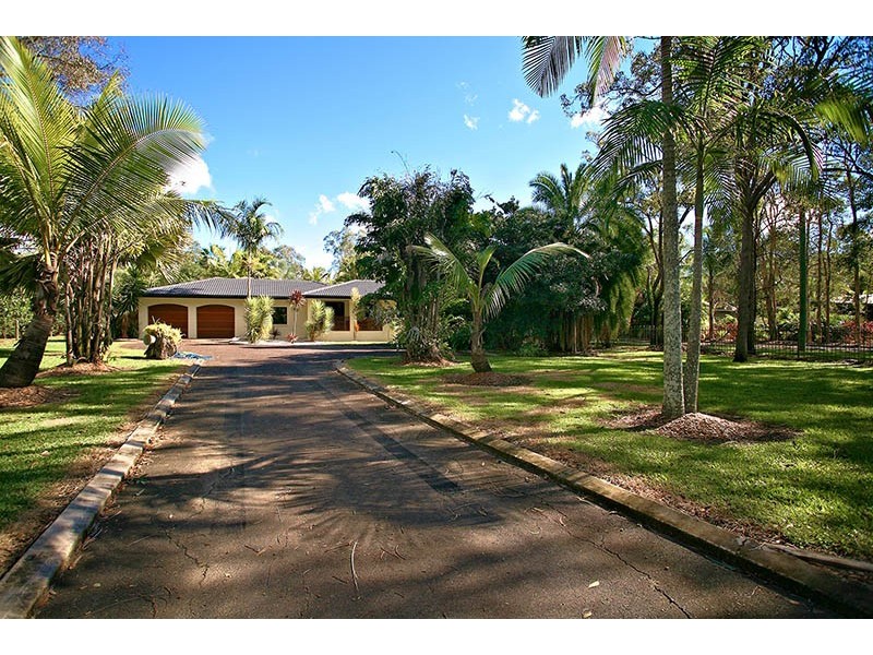 13 Youngs Crossing Road, Joyner QLD 4500