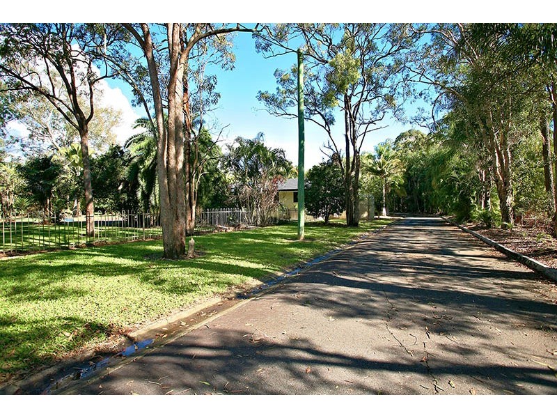 13 Youngs Crossing Road, Joyner QLD 4500