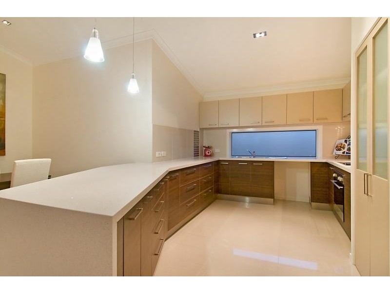 27 Nearra Street, Deagon QLD 4017